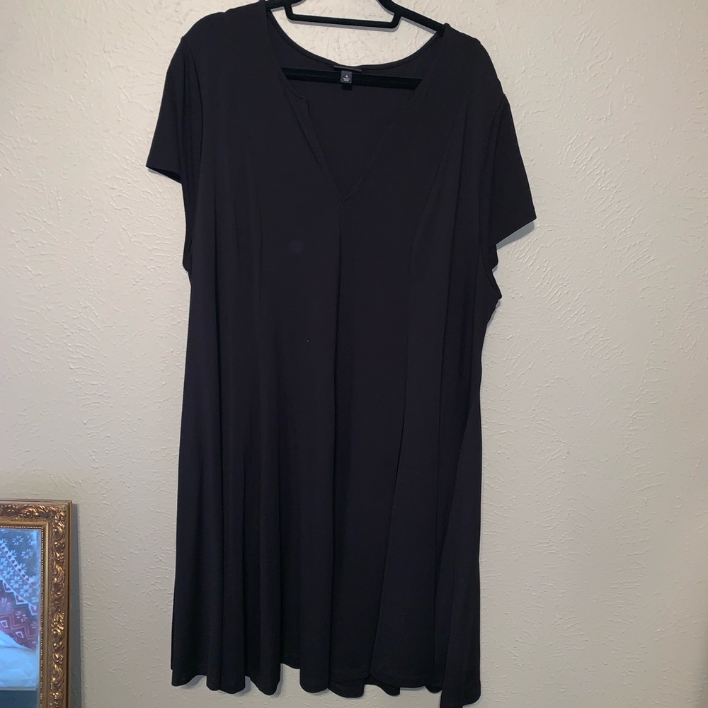 Torrid black dress size 4. (Plus size 26)